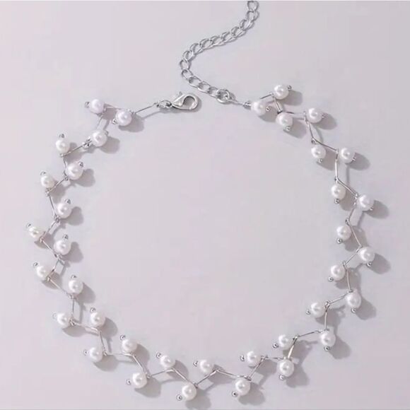 Bohemian Chic Faux Pearl Choker for Women Gold or Silver Tone - Picture 10 of 11